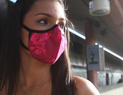 Aire limpio con estilo: China introduce las máscaras contra la polución en sus pasarelas de moda