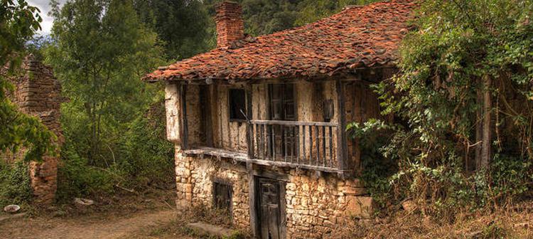 Una de las casas del pueblo | Foto: Zingarte