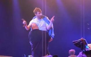 Damon Albarn (Blur), desalojado del escenario tras actuar durante cinco horas