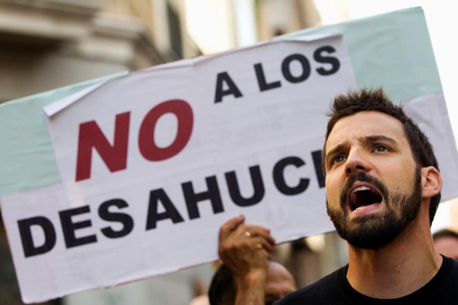 Manifestante en contra de los desahucios