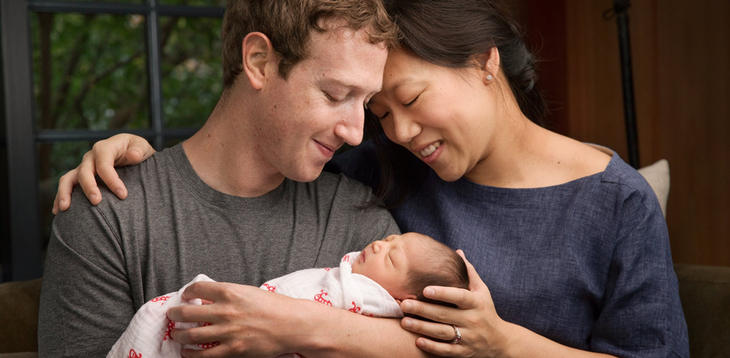 Mark Zuckerberg y Priscilla Chan con su hija