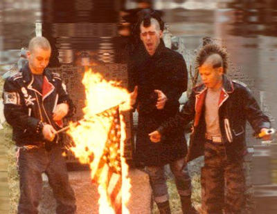 El punk ha muerto y el hijo de Malcolm McLaren va a quemar lo que queda