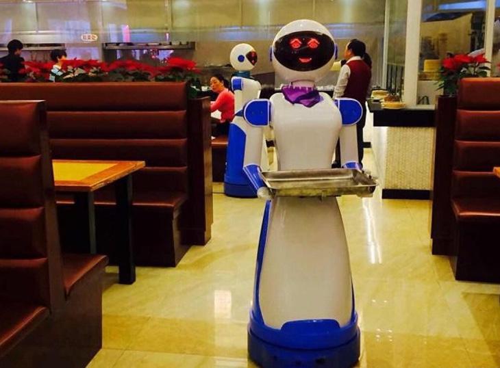 Los robots del restaurante de China despedidos