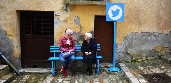 Twitter es un pequeño banco en mitad de la calle