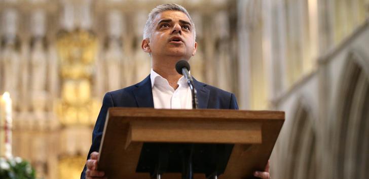 Sadiq Kahn asume su cargo de Alcalde de Londres en la Catedral de  Southwalk