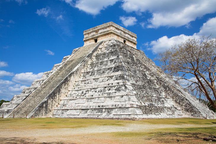 Construcciones Mayas que pueblan la península del Yucatán