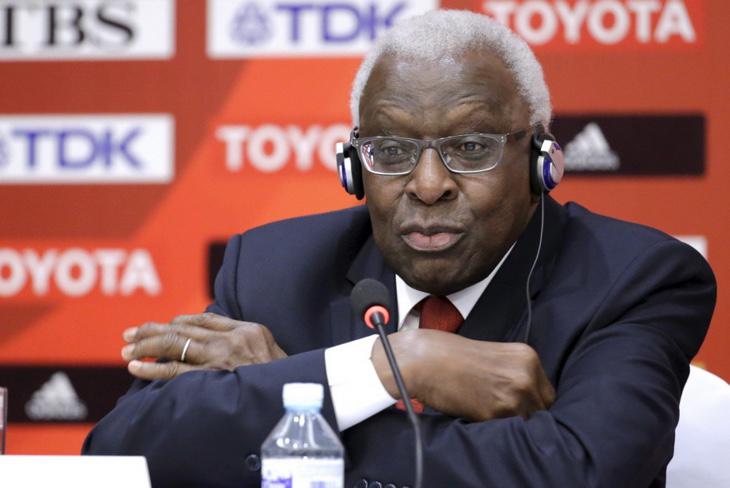 Aquí Lamine Diack