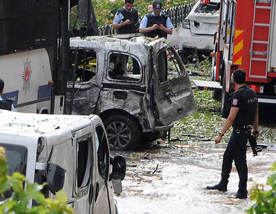 Lo que se sabe del atentado en Estambul contra un autobús policial