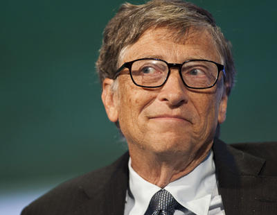 Bill Gates ofrece gallinas para acabar con la pobreza y en Bolivia no se lo toman muy bien