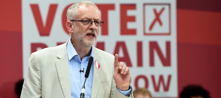 Jeremy Corbyn en un acto a favor de quedarse en la Unión Europea