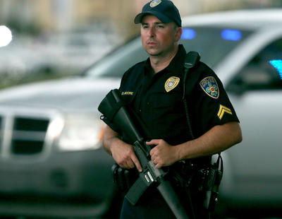 La tensión policial aumenta en EEUU con 3 nuevos agentes asesinados en Luisiana