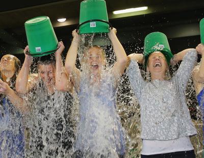 El Ice Bucket Challenge ayuda a descubrir un gen sobre el ELA dos años después