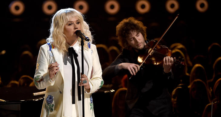 Kesha en la última gala de los Billboard Awards