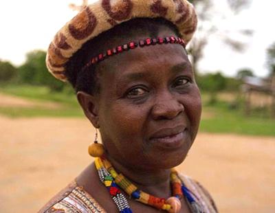 Theresa Kachindamoto, la mujer que ha roto 850 matrimonios infantiles en Malawi