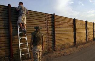 Trump afirma que México pagará 'el 100% del muro' que planea colocar en su frontera