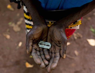 Se aprueba en África la prohibición de la mutilación genital femenina