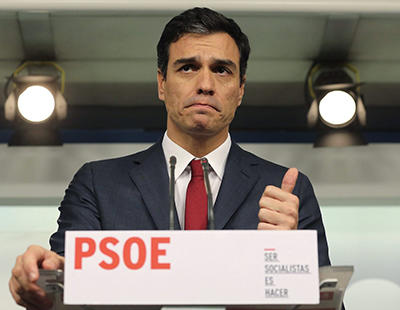 La guerra interna del PSOE también se vive entre las redes sociales oficiales del partido