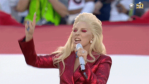 Lady Gaga canta el himno de EEUU en la L Super Bowl