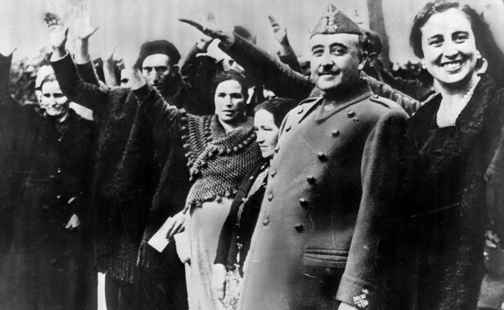 Franco y el saludo Fascista