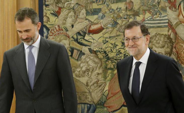 Rajoy se ha reunido con el Rey y ha aceptado el encargo de someterse a la investidura