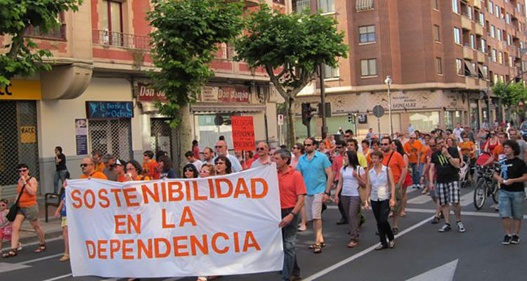 Manifestación en Logroño contra los recortes en dependencia