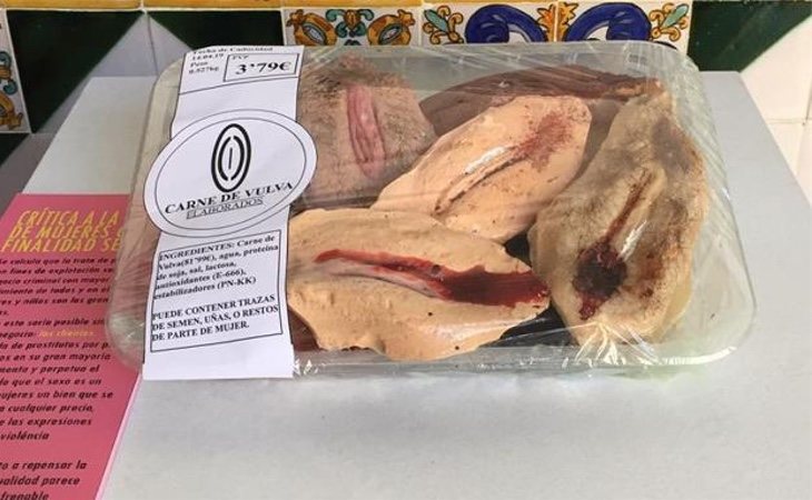 La obra 'Carne de vulva' ha sido retirada del Ayuntamiento de Granada