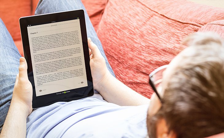 Los lectores de libros digitales superan a los de papel, aunque muchos utilizan ambos formatos