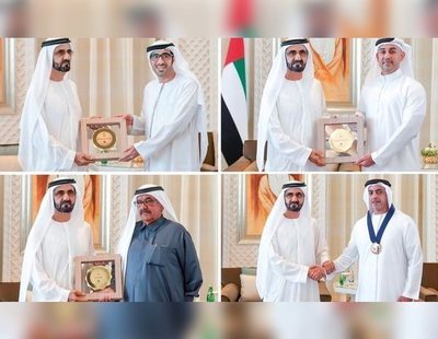 Emiratos Árabes Unidos entrega los premios a la igualdad... a hombres