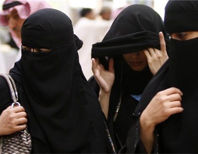 Absher, la app con la que los hombres de Arabia Saudí controlan a sus mujeres