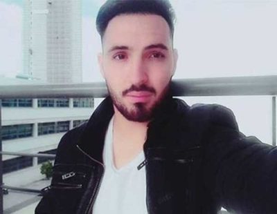 Asesinan a un estudiante argelino y escriben en la pared "Es gay" con su sangre
