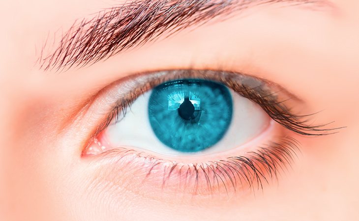 Las personas con ojos azules son inteligentes, sinceras, fuertes y sentimentales