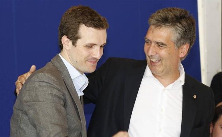 Pablo Casado e Ignacio Cosidó, portavoz del PP en el Senado