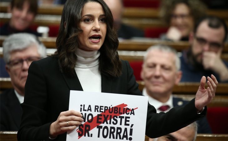 Inés Arrimadas con el mensaje que han llevado a Waterloo, la república no existe