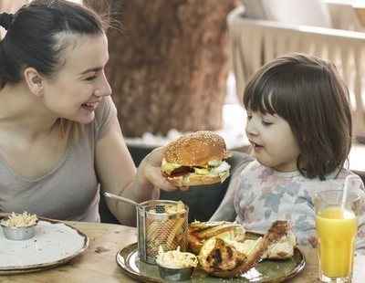 Un estudio sexista culpa a las madres trabajadoras de la obesidad infantil
