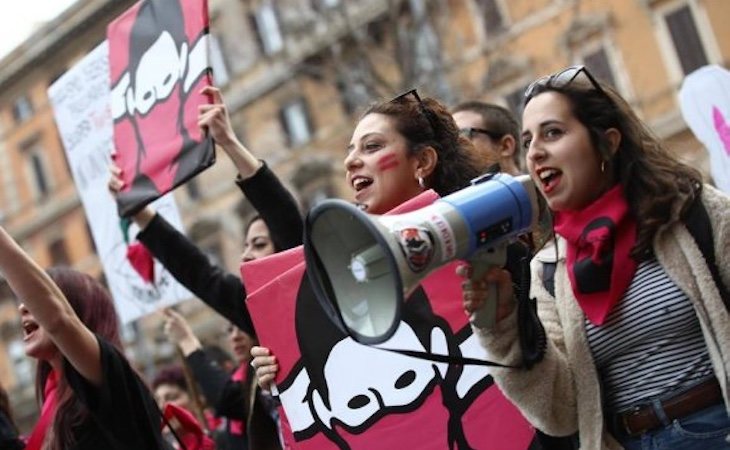 Los colectivos feministas han potestado en contra de la decisión