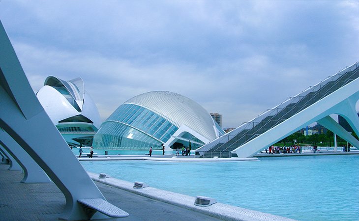 La Ciudad de las Artes y las Ciencias es uno de los lugares más visitados de Valencia