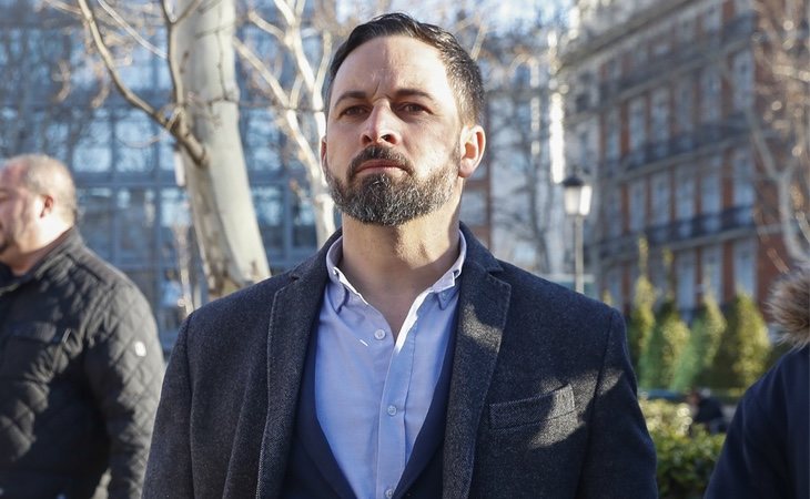 Abascal cierra filas preparandose para los comicios del 28 de abril