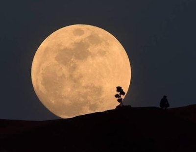 La 'Superluna llena de gusano' que aún puedes contemplar y que no se repetirá hasta 2030