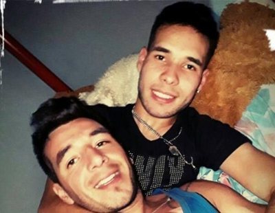 La Policía argentina detiene a una pareja gay y la tortura salvajemente en comisaría