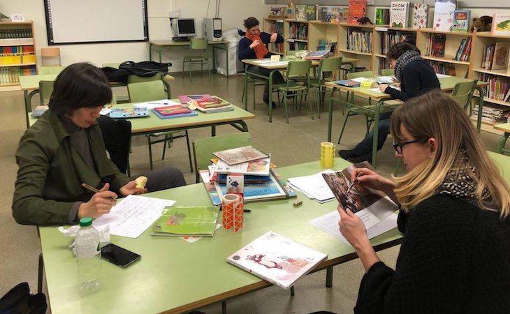 La escuela de Tàber en Barcelona revisó su biblioteca infantil