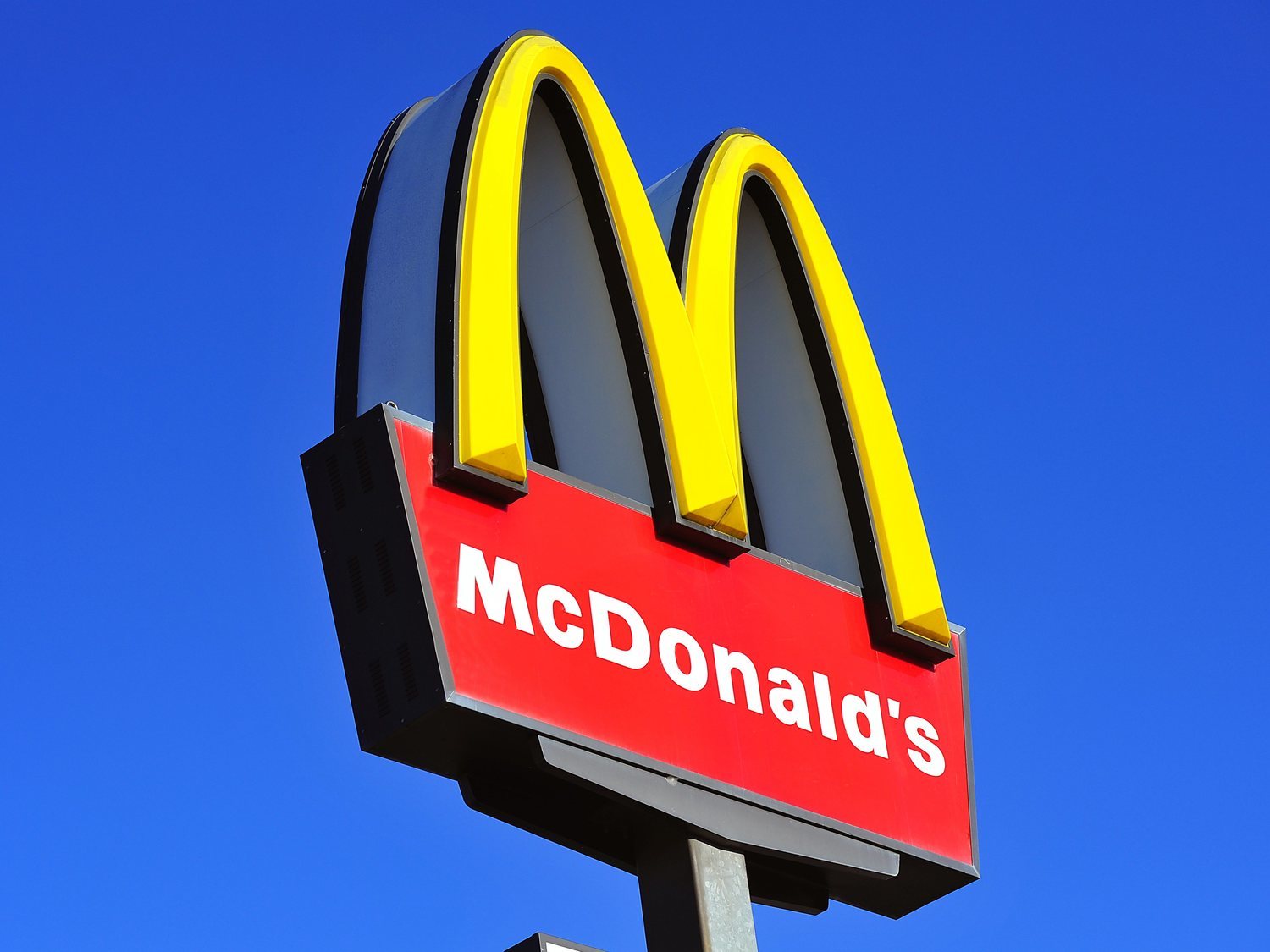 Así se pueden hackear las máquinas del McDonald's para conseguir hamburguesas gratis
