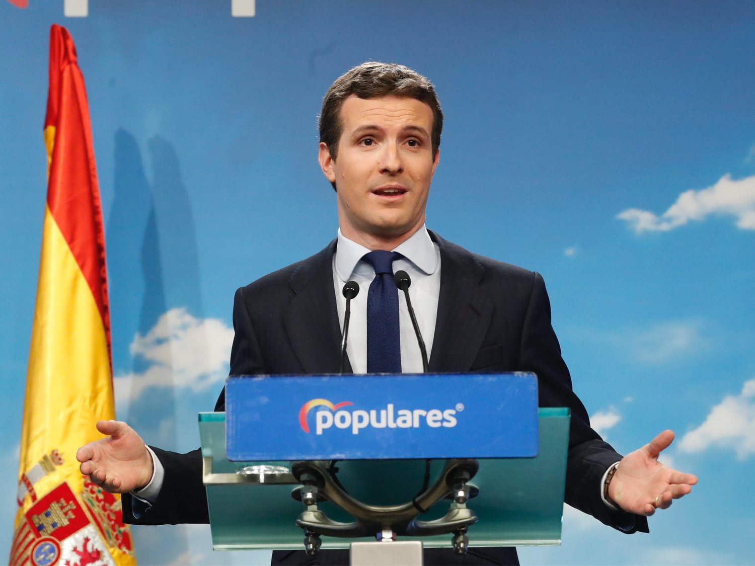 Pablo Casado se viene arriba: "¡Viva el rey que todos hemos votado!"