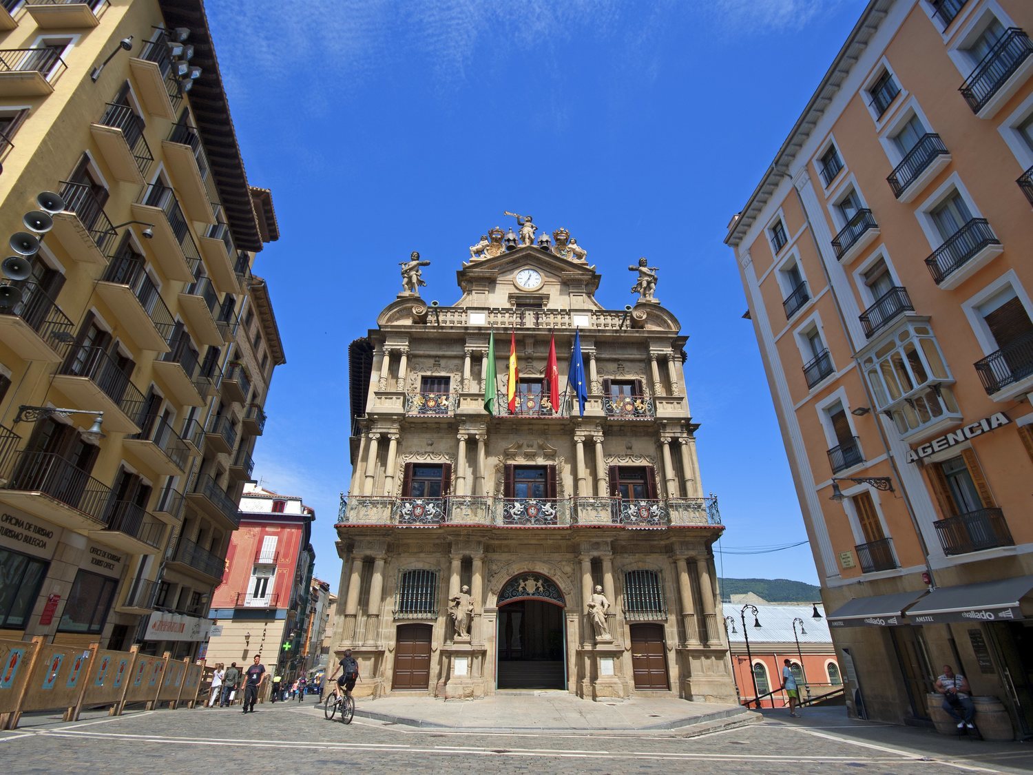 Nueva 'Manada': un grupo de hombres violan en Pamplona a una mujer tras darle burundanga