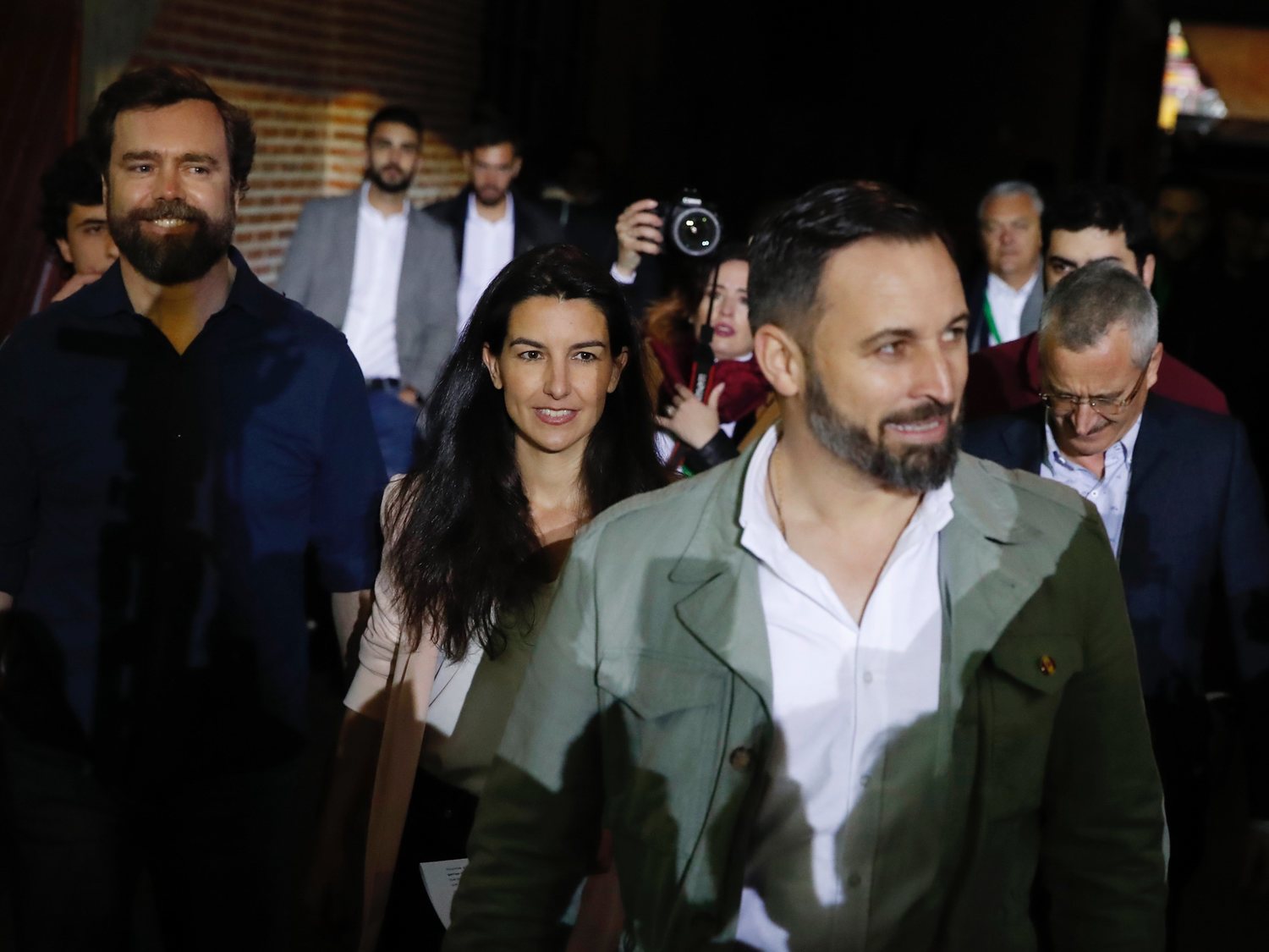 Abascal, tras amenazar con cerrar laSexta: "Sólo cerraremos televisiones públicas"