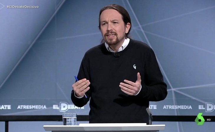 Iglesias supo transmitir con efectividad su mensaje y presencia con un simple jersey: gran acierto