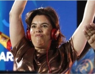 Soraya Sáenz de Santamaría, protagonista entre los mejores memes del 28A