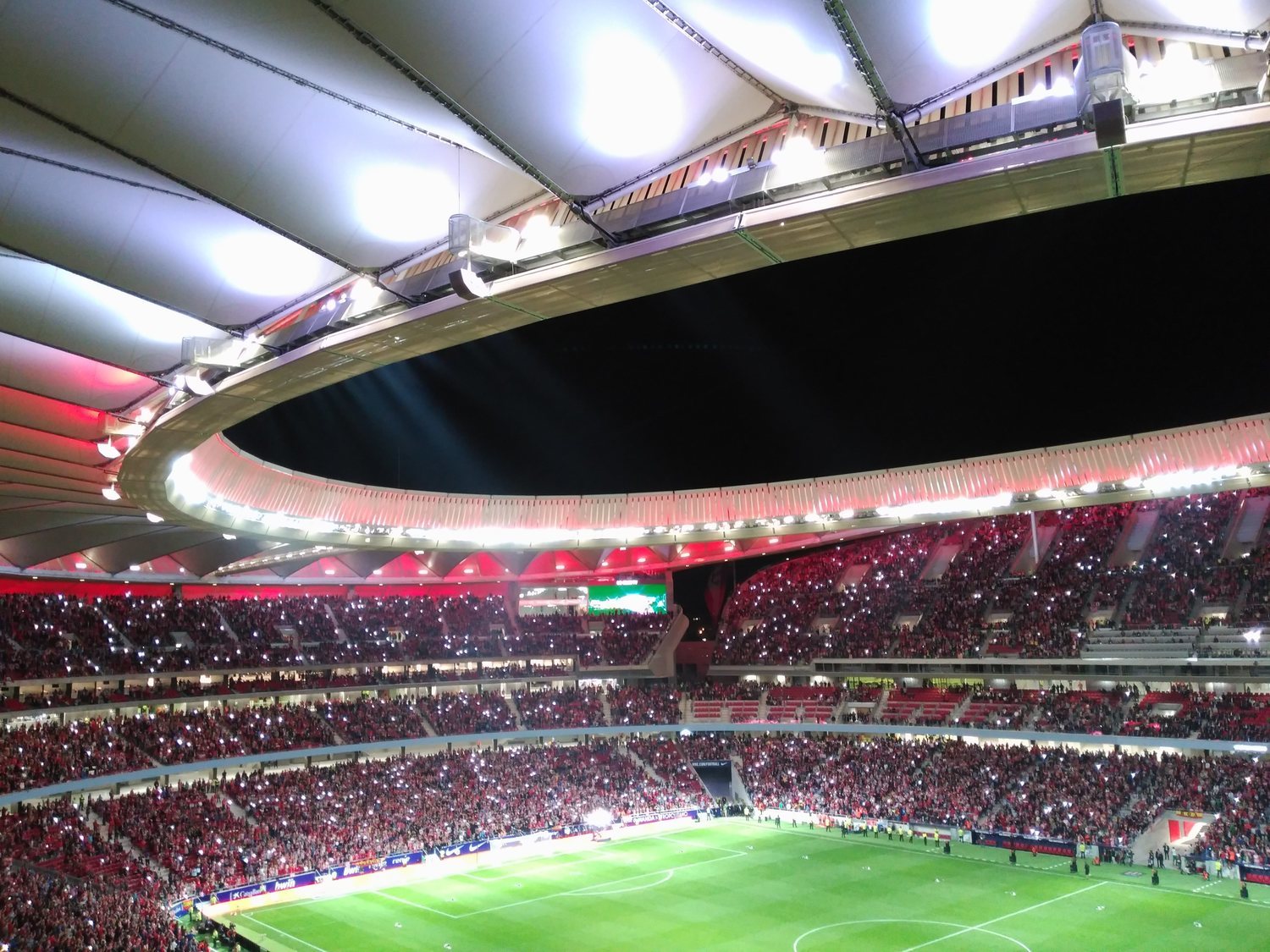 Pillan a Torbe grabando una escena porno en el Wanda Metropolitano