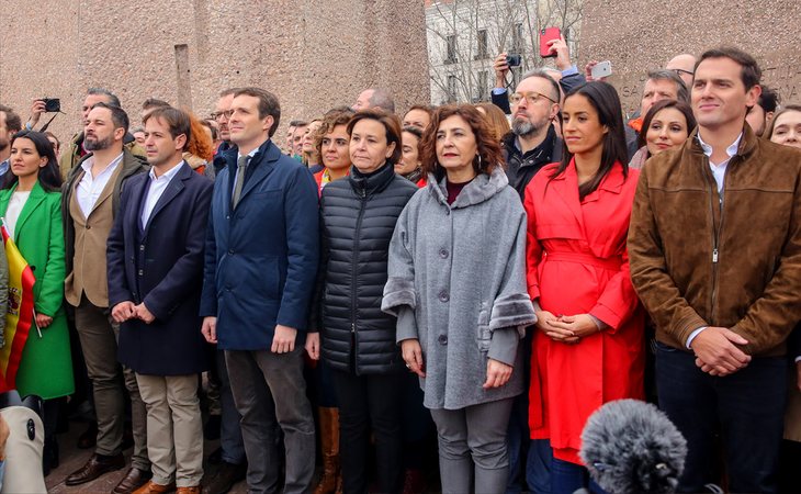 Pablo Casado, junto a Albert Rivera y Santiago Abascal en la manifestación de Colón contra el gobierno de Pedro Sánchez