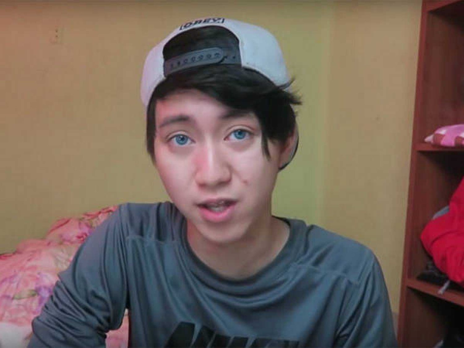 El youtuber que le dio galletas con dentífrico a un mendigo declara: "Era en plan coña"