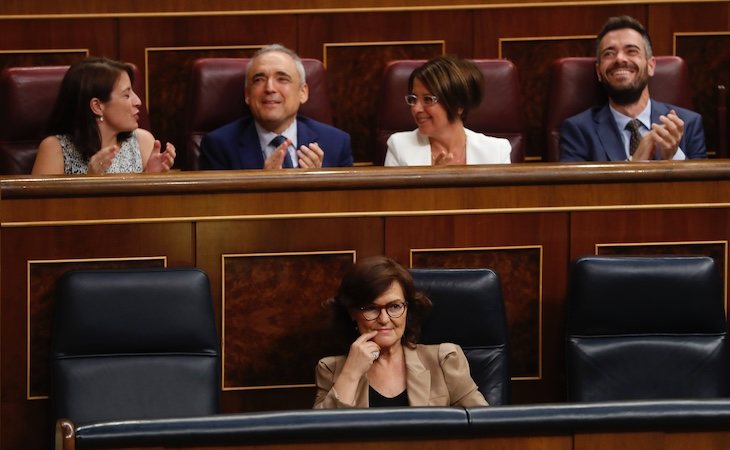 Carmen Calvo y su equipo celebraron la aprobación de la exhumación de Franco